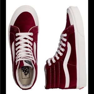 Red Velvet Limited Edition Vans Shoes Men’s Size: 7.5 Women’s Size: 9